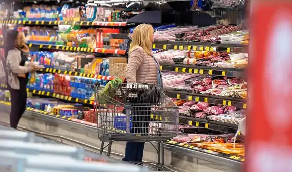 Malas noticias para Walmart: el supermercado que abrirá nuevas tiendas y venderá productos con descuentos en USA