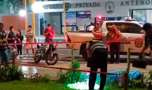 Sicarios asesinan a balazos a joven frente a la universidad Upao en Trujillo delante de transeúntes