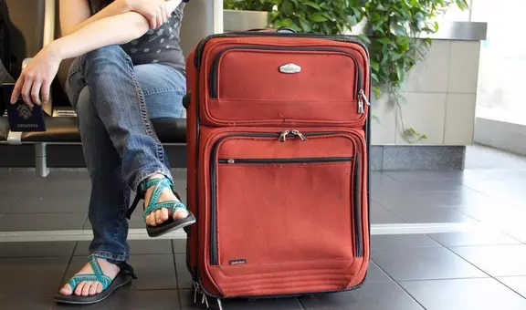 ¿Qué artículos no puedes llevar en el equipaje de mano? Lista completa de objetos prohibidos