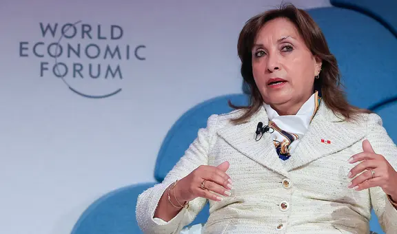 Las mentiras de Dina Boluarte en el Foro Económico Mundial: omite investigaciones e ignora realidad del Perú