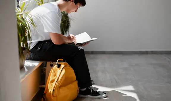 ¿Presencial o virtual? Conoce cuál es la mejor modalidad para estudiar tu carrera según tus necesidades