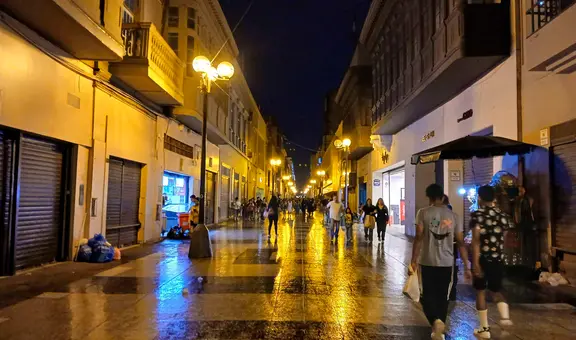 Lluvia en Lima Metropolitana sorprende a vecinos de varios distritos en pleno verano 2025