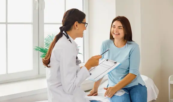 Nueva York retira a más de 900 mil personas de su plan de atención médica para 2025 por esta razón