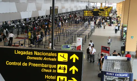 Éxodo de peruanos por inseguridad y falta de empleo: más de 368.000 compatriotas llevarían un año sin retornar