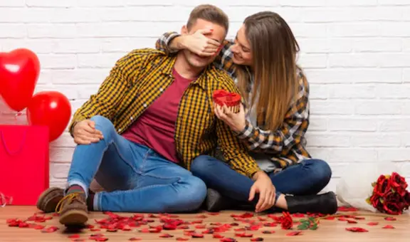 ¿Qué regalar en San Valentín 2025? Elige estos obsequios para regalar a una mujer, hombre y más hoy, 14 de febrero