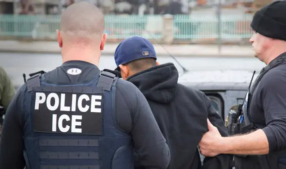 "Conoce tus derechos con ICE": seminario web instruye a los inmigrantes en cómo actuar ante una redada en EE. UU.