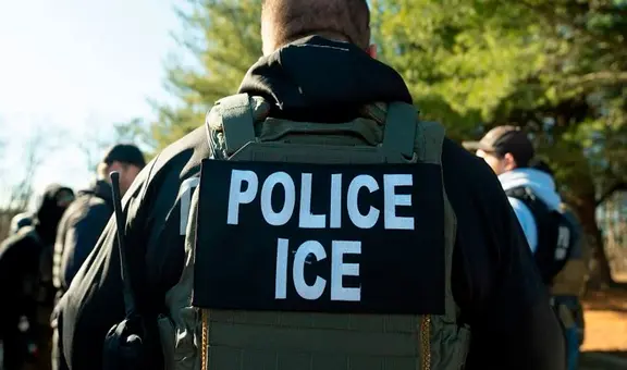 Inmigrante sale a comprar alimentos en Puerto Rico y termina tras las rejas en Miami por redada sorpresa de ICE