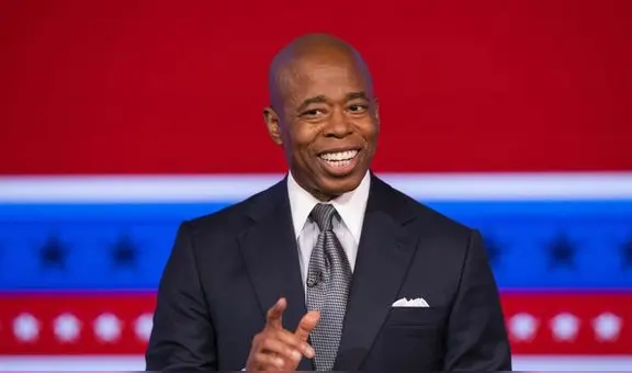 Revés para Adams: tras reunirse con Homan, reconsidera cooperación policial con ICE de Estados Unidos