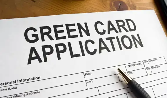 USCIS: cuándo y cómo los inmigrantes podrán reemplazar su Green Card si residen de forma legal en Estados Unidos