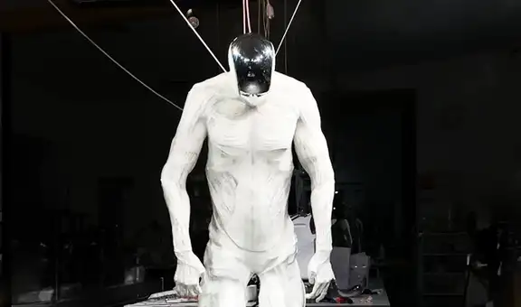 Protoclone, el primer robot humanoide con 'esqueleto y músculos' y movimientos humanos, pero inquietantes