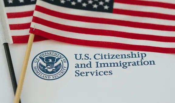 USCIS 2025: revisa quiénes aplican a la residencia permanente por lazos familiares en Estados Unidos