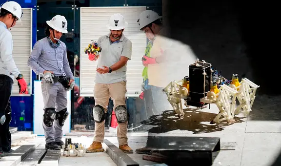 Universitarios de la UNT usan robot araña para buscar víctimas atrapadas dentro del Real Plaza de Trujillo