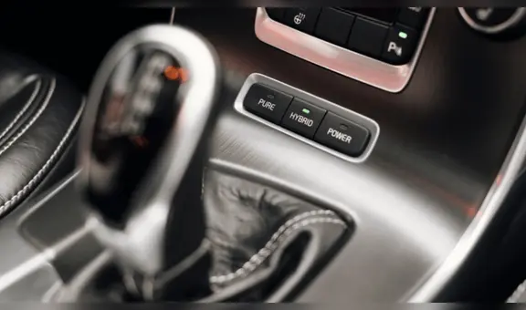 Si conduces un carro automático en Perú: así deberías apagarlo en 2025 para evitar fallos en la transmisión