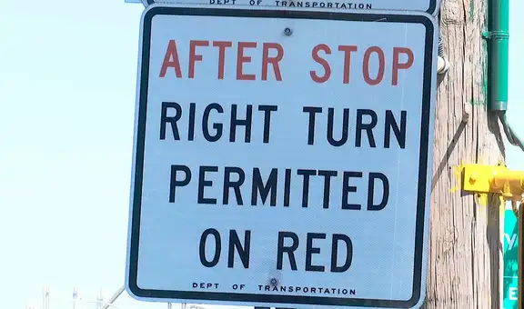 Reglas de tránsito en Nueva York: los casos exclusivos para girar a la izquierda con luz roja