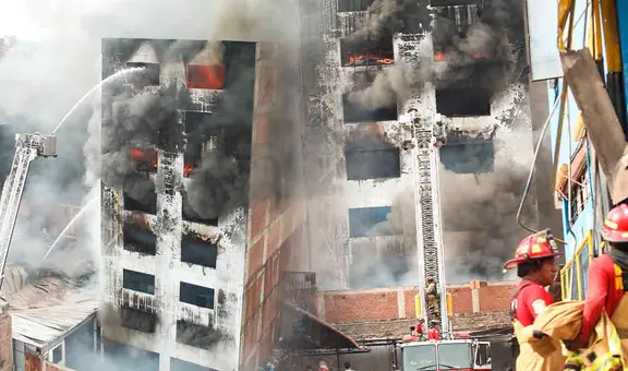 “Estábamos atrapados en medio del desastre”: el drama de los damnificados del incendio en Cercado que sigue fuera de control