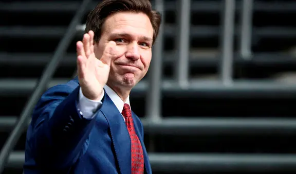 Florida: Ron DeSantis prohíbe el uso de licencias de 5 estados para conducir e identificarse en The Sunshine State
