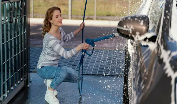 ¿Cómo proteger la pintura de tu auto del sol y la lluvia? Consejos clave para evitar el deterioro de tu vehículo