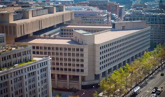 FBI: más de 440 edificios federales podrían pasar a ser cerradas o vendidas por esta razón