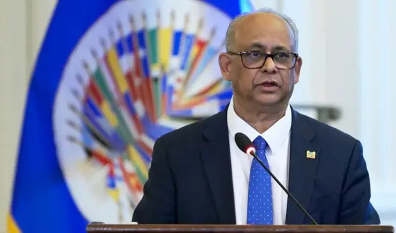 Albert Ramdin, canciller de Surinam, asume como nuevo secretario general de la OEA
