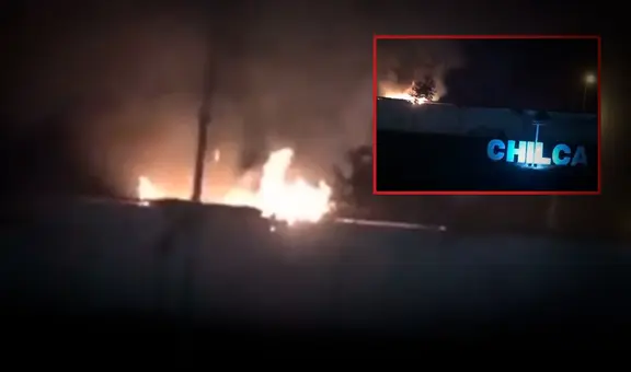 Incendio de gran magnitud consume almacén en Chilca y moviliza 13 unidades de bomberos