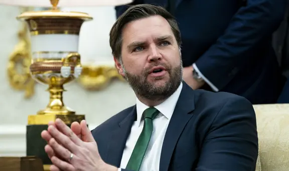 Asistentes protestan contra vicepresidente J.D. Vance en el Kennedy Center de Washington: “Habéis arruinado este lugar”