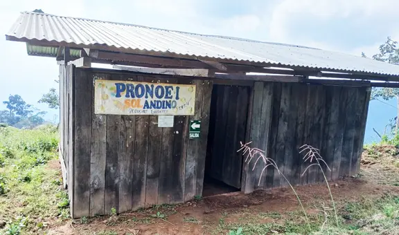 Aquí, Wasi Mikuna almacena alimentos para los escolares