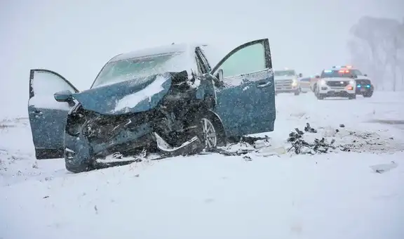 Illinois: un terrible accidente en McHenry County deja cinco heridos, tres en estado crítico