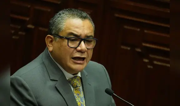 Moción de censura contra Juan José Santiváñez fue aprobada por el Congreso: fracasó el blindaje de sus aliados