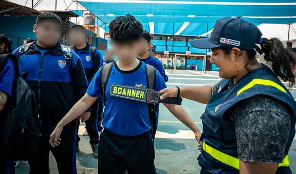 Gore Callao utiliza detectores de metales para reforzar medidas de seguridad en los colegios del distrito