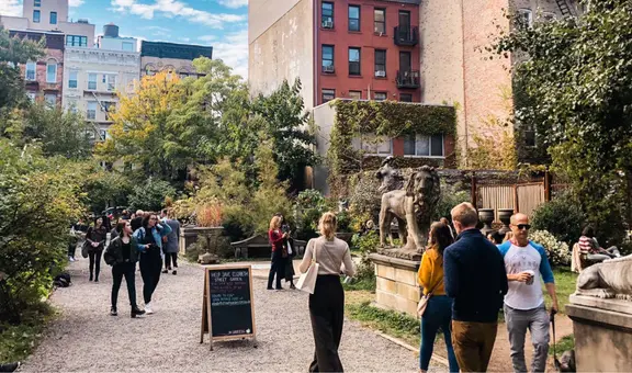 El jardín Elizabeth Street de Nueva York podría cerrar por proyecto de viviendas para adultos mayores sin hogar