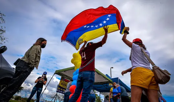 Inmigrantes venezolanos en Estados Unidos: ¿cuánto tiempo tarda en llegar el permiso de trabajo?