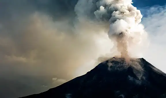 Peligroso volcán ubicado en Estados Unidos emite señales de alerta tras estar varios años sin actividad