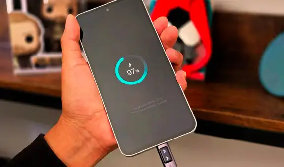 Evita cargar tu smartphone de esta forma: es un método que varias compañías no recomiendan
