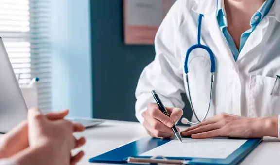 Sentencian a médico de Florida a 12 años de prisión por pedir favores sexuales a cambio de recetas para tratar adicciones