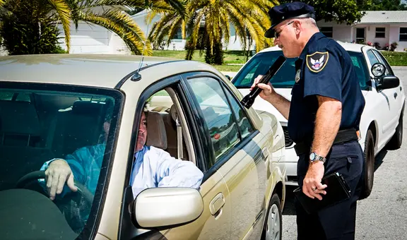 Nuevo proyecto de ley propone aplicar medidas más estrictas para conductores en California: en qué consiste