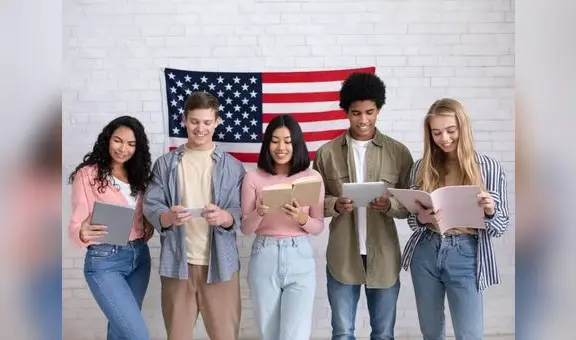 Buenas noticias para inmigrantes en California: proyecto de ley permitiría a deportados estudiar en línea