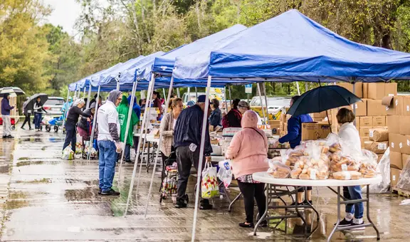 Florida: estos son los puntos de entrega de alimentos gratuitos sin inscripción previa y disponibles este fin de semana