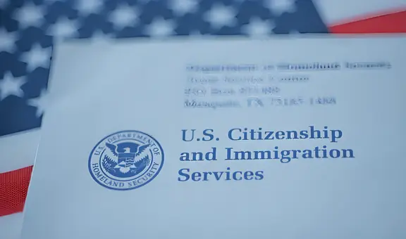 Nueva barrera para inmigrantes en EEUU: USCIS anuncia que extranjeros deben cumplir con nuevos requisitos para evitar multas y arrestos