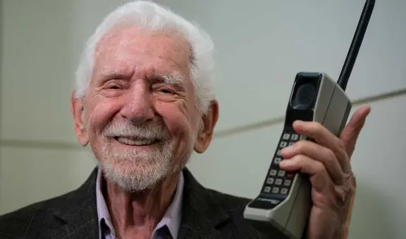 Inventó el primer celular del mundo y lo primero que hizo fue llamar a su competencia para burlarse