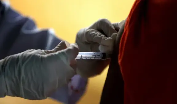 Petro enfrenta brote de fiebre amarilla en Colombia: declara emergencia sanitaria y prepara plan de vacunación nacional