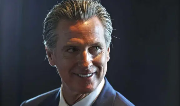 Gobierno de Gavin Newsom analiza implementar insólita ley para personas que no pueden costear una vivienda en California