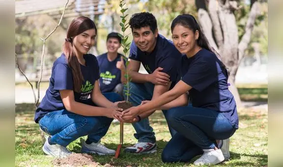 Caja Arequipa fortalece su compromiso ambiental con acciones concretas por el cuidado de la Tierra