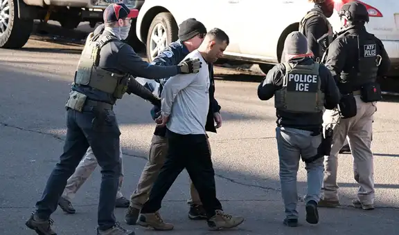 Aviso importante para inmigrantes en EEUU: la ley firmada por Jared Polis que protege indocumentados del ICE en Colorado