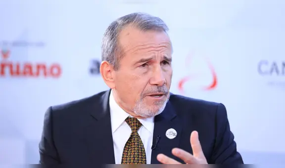 Canciller viajará al Vaticano para el funeral del papa Francisco tras la negativa del Congreso a Dina Boluarte