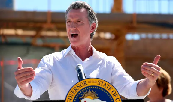 ¿Quién es Gavin Newsom y cuándo termina su mandato como gobernador de California? Edad y cargos anteriores en EEUU