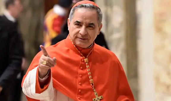 Cardenal Angelo Becciu, sancionado por el papa Francisco, renuncia a su participación en el cónclave