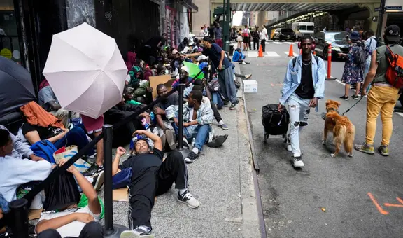 Aviso importante para inmigrantes en EEUU: gobernador podría firmar proyecto de ley que penaliza a organizaciones benéficas que alojen indocumentados