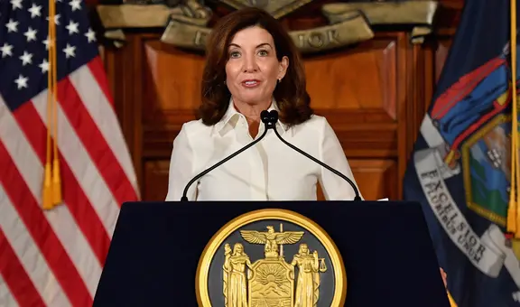 Kathy Hochul revela que Nueva York perdió US$7 mil millones en los últimos meses y culpa a las políticas económicas de Trump