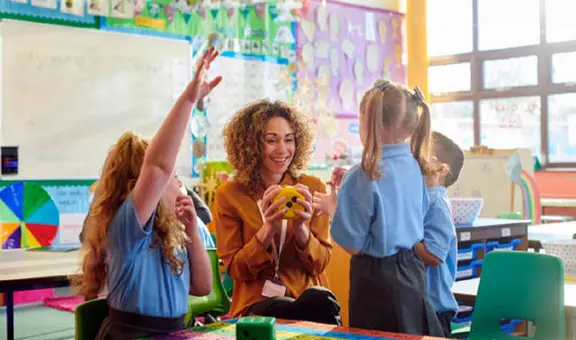 ¿Cómo crear un entorno emocionalmente seguro en el aula?: recomendaciones para los docentes