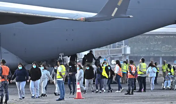 Ni la Green Card te podrá ayudar: residentes permanentes serán deportados de EEUU inmediatamente por estos motivos